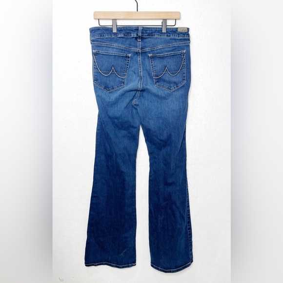 Ariat Women's Ultra Stretch Perfect Rise Flare Denim Jeans 32L - Picture 2 of 7